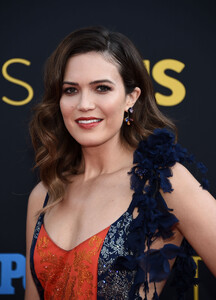 52656298_picturepub_mandymoore_26sep2017_thisisus-4.jpg