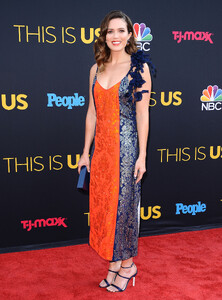 52656310_picturepub_mandymoore_26sep2017_thisisus-10.jpg