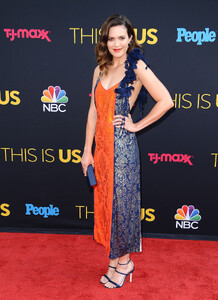 52656311_picturepub_mandymoore_26sep2017_thisisus-11.jpg