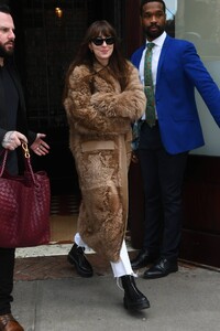 Dakota-Johnson---Heads-to-SNL-Studios-in-New-York-05.jpg