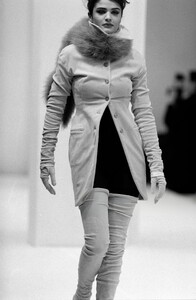 Helena_Dolce_Gabbana_FW1991_02.jpg