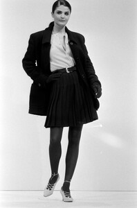 Helena_Perry_Ellis_FW1991_03.jpg