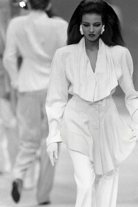 Khadija_Thierry_Mugler_SS1986_05.jpg