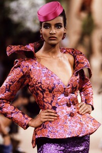 Khadija_YSL_HC_FW1989_03.jpg