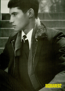 Mert__Marcus_DSqaured2_Fall_Winter_2005_06_02.thumb.png.fe838d3d2ac2936c56092e3d7dce3c20.png