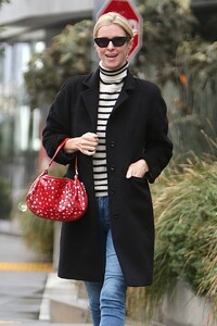 Nicky-Hilton---Spotted-exiting-Madeo-on-the-Iconic-Sunset-Strip-in-Los-Angeles-04.jpg