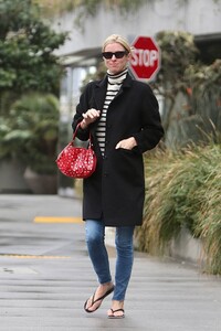 Nicky-Hilton---Spotted-exiting-Madeo-on-the-Iconic-Sunset-Strip-in-Los-Angeles-12.jpg