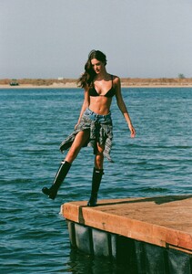 UHQ Portfolio 18 1692830648-4ae7c165e48d119f1fec2db240b33978.jpg