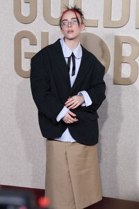 billie-eilish-at-golden-globe-awards-2024-0.jpg