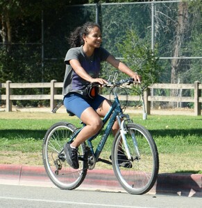 christina-milian-at-a-bike-ride-at-griffith-park-in-los-angeles-06-13-2022-5.jpg