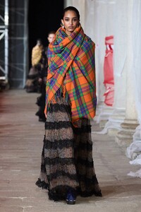 00056-etro-fall-2023-ready-to-wear-credit-gorunway.thumb.jpg.defc88394b3a9b32d78f5834231b0ac7.jpg