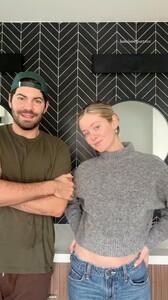 [2024.02.13] hannahg11_10000000_1563755487797120_9096644687405437070_n.jpg