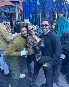 [2024.02.19] msgigiparis_429157980_1690341145130898_7531565828112919570_n.jpg