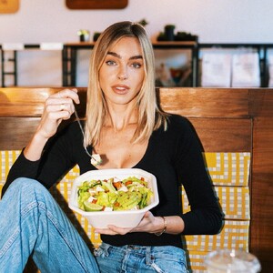 [2024.02.20] elizabethcturner_428629123_18414989869052750_3621854302062223229_n.jpg