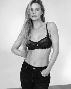 [2024.02.29] barrefaeli_428502912_18420532813041153_3125675993322106835_n.jpg