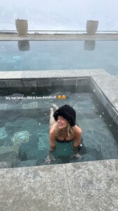 [2024.02.02] s424489731_922699445981613_8025219584222819766_n.jpg