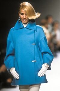 ClaudeMontana1991WomenFW22.thumb.jpg.352440146092cbbd1edb09d95357ca21.jpg