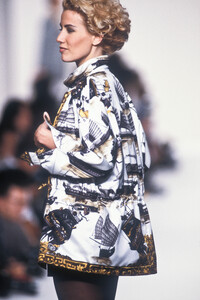 Hermes1991WomenSS20-2.thumb.jpg.ca0d1b82356550a9789bf5f2366c5212.jpg