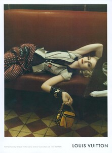 Meisel_Louis_Vuitton_Spring_Summer_2009_05.thumb.jpg.7aa9b6bf7926b7d76926e0b30ffea9dc.jpg