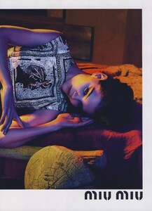 Mert__Marcus_Miu_Miu_Spring_Summer_2009_02.thumb.jpg.c8183e0a31463d4e00e6ae5ebf040442.jpg