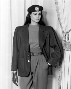 Michele_Gresse_Yves_Saint_Laurent_SS1985_20.jpg