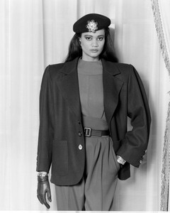 Michele_Gresse_Yves_Saint_Laurent_SS1985_23.jpg