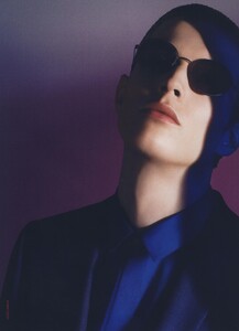 Sorrenti_Hugo_by_Hugo_Boss_Spring_Summer_2009_02.thumb.jpg.fb2a5d90144aa52347142e59bf7b8e1e.jpg