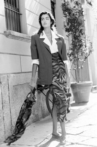 Yasmeen_Ghauri_Byblos_SS1990_085.jpg
