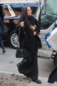demi-moore-visit-the-industria-williamsburg-photo-studio-in-brooklyn-02-12-2024-2.jpg