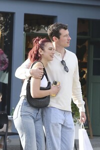 dua-lipa-and-callum-turner-out-in-beverly-hills-01-30-2024-1.jpg