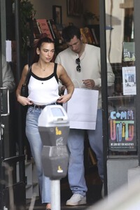 dua-lipa-and-callum-turner-out-in-beverly-hills-01-30-2024-6.jpg