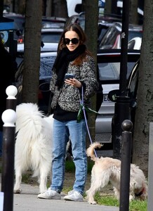 natalie-portman-in-the-champ-de-mars-gardens-in-paris-01-27-2024-4.jpg