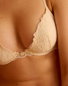 06fac061-c546-4e5e-b27b-713c1e999ab8_yse-push-mousse-eternel-rendez-vous-ivoire (3).jpg