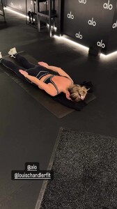 [2024.03.21] sarasampaio_3328868287278455802.jpg