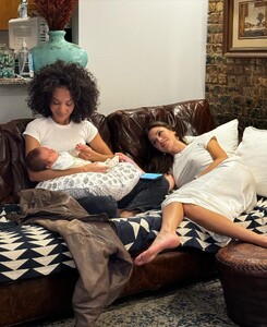 [2024.03.25] msgigiparis_434281768_762622772499565_490100381968818808_n.jpg