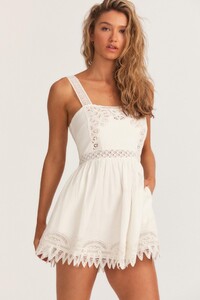 D1604-1080-TARIAHPINAFORE-TRUEWHITE-001.jpg