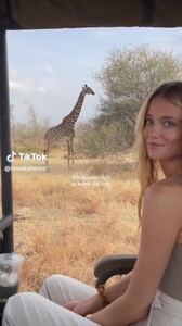 KateBock-TikTok2024_03_19.thumb.jpg.bead48ae209eb6d0ea4d5254973f34b0.jpg