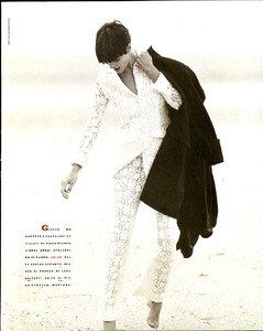 VogueIT_March1989_Peter_Lindbergh_06.jpg