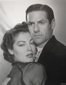 avagardner271a.thumb.jpg.af2f77cc8ee6272069df1953d0fc92c6.jpg