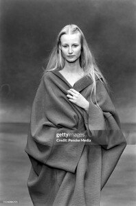 estherDJ f99krizia-5.jpg