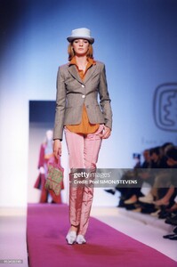 livak f99fressange.jpg