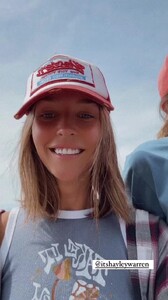 [2024.04.08] rachelc00k_3342107399328530281.jpg