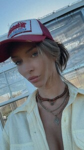 [2024.04.12] rachelc00k_3344895427595917278.jpg