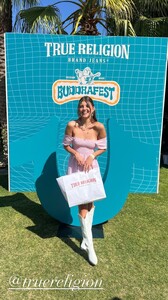 [2024.04.12] raymariemorris_3344885674388956050.jpg