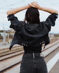 [2024.04.04] sofiaresing_435507372_1436982250253802_1341581480042323174_n.jpg