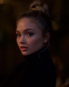 42134761_picturepub_natalie-alyn-lind-003.jpg