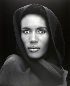 Grace_Jones_Robert_Mapplethorpe_1988.jpeg