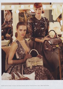 Meisel_Louis_Vuitton_Fall_Winter_2010_11_02.thumb.jpg.4408c53c5b0ee328e3dd5ceac67d7449.jpg