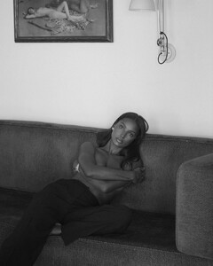 Postcard from the Chateau. (1).jpg