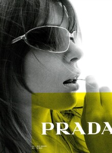Prada-Spring-Summer-2003-Campaign50832.jpg